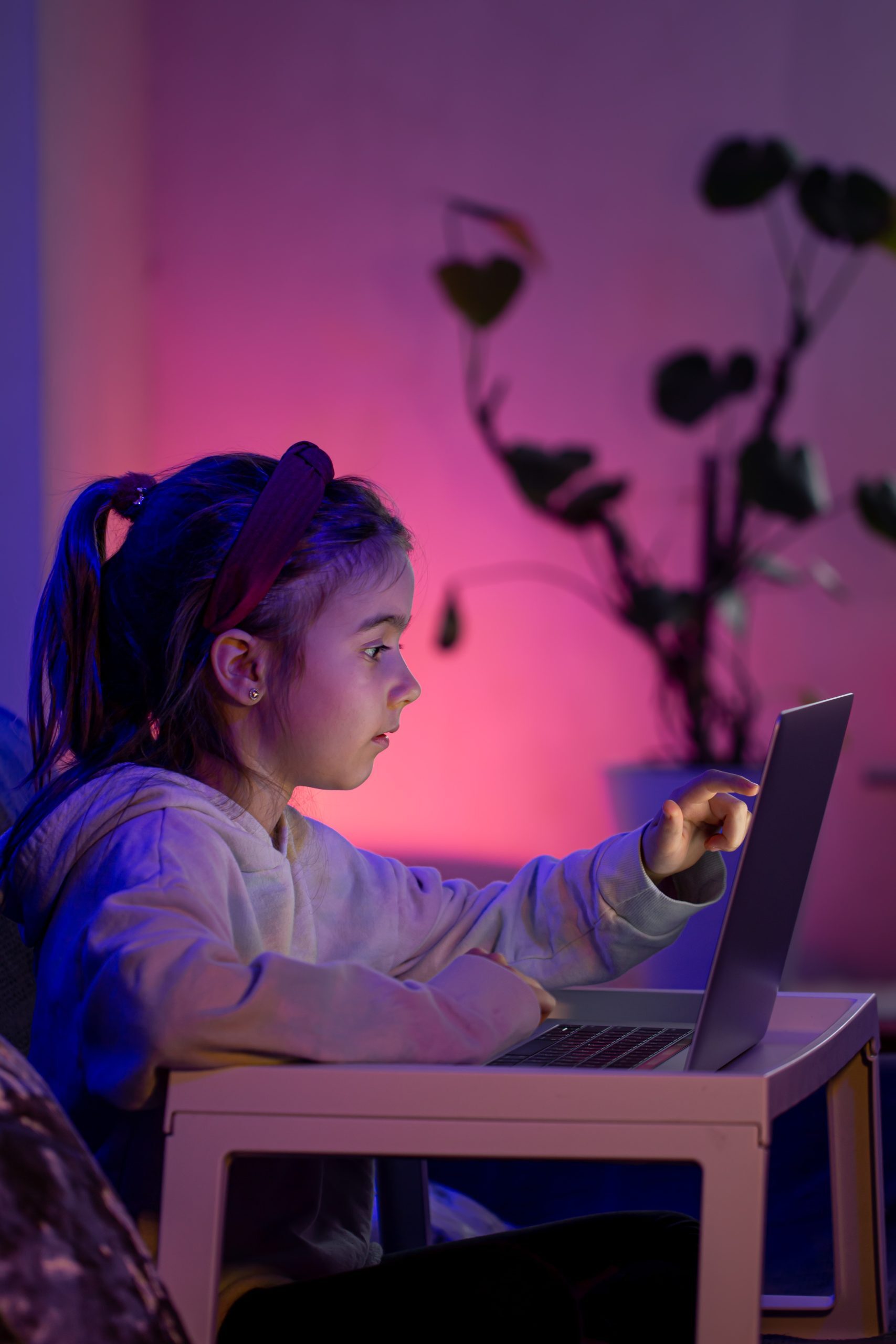 little-girl-uses-laptop-late-night